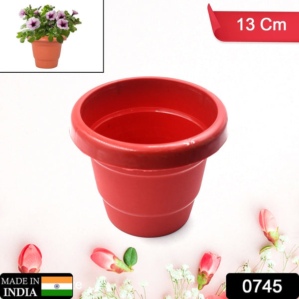 13 cm plastic plant container, heavy-duty, for indoor or outdoor decor, sold JITENDRA MARTly.
